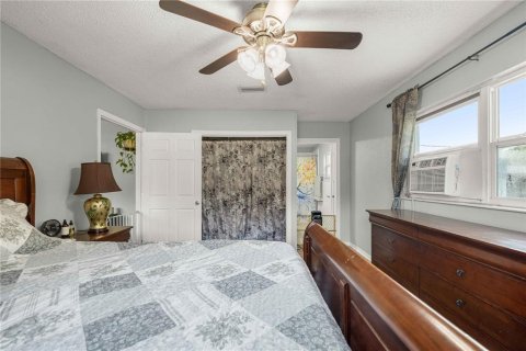 Casa en venta en Archer, Florida, 3 dormitorios, 135.27 m2 № 2220020 - foto 24