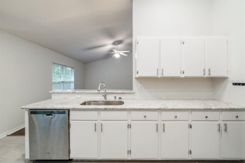 Villa ou maison à louer à Gainesville, Floride: 3 chambres, 144.74 m2 № 2209767 - photo 6