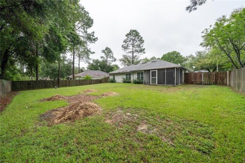 Villa ou maison à louer à Gainesville, Floride: 3 chambres, 144.74 m2 № 2209767 - photo 17