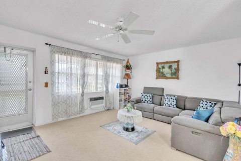 Купить кондоминиум в Уэст-Палм-Бич, Флорида 3 комнаты, 52.95м2, № 2086309 - фото 12