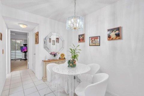 Купить кондоминиум в Уэст-Палм-Бич, Флорида 3 комнаты, 52.95м2, № 2086309 - фото 13