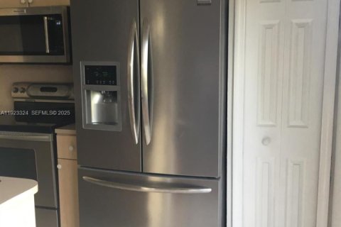 Touwnhouse à louer à Doral, Floride: 3 chambres, 135.82 m2 № 1976958 - photo 28