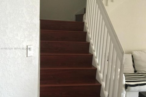 Touwnhouse à louer à Doral, Floride: 3 chambres, 135.82 m2 № 1976958 - photo 20