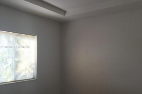 Touwnhouse à louer à Doral, Floride: 3 chambres, 135.82 m2 № 1976958 - photo 24