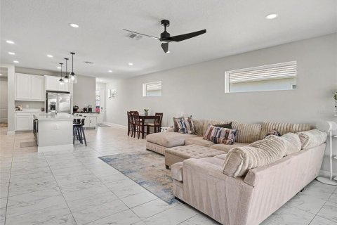 House in Sarasota, Florida 3 bedrooms, 168.15 sq.m. № 2219592 - photo 8
