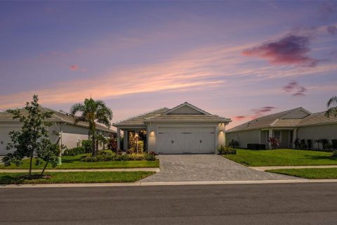 House in Sarasota, Florida 3 bedrooms, 168.15 sq.m. № 2219592