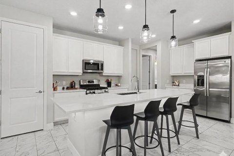 House in Sarasota, Florida 3 bedrooms, 168.15 sq.m. № 2219592 - photo 5