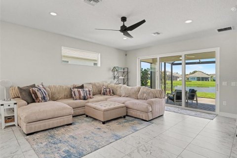 House in Sarasota, Florida 3 bedrooms, 168.15 sq.m. № 2219592 - photo 9