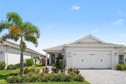 House in Sarasota, Florida 3 bedrooms, 168.15 sq.m. № 2219592 - photo 2