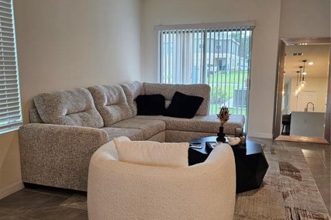 Adosado en alquiler en Kissimmee, Florida, 3 dormitorios, 168.52 m2 № 1843360 - foto 7