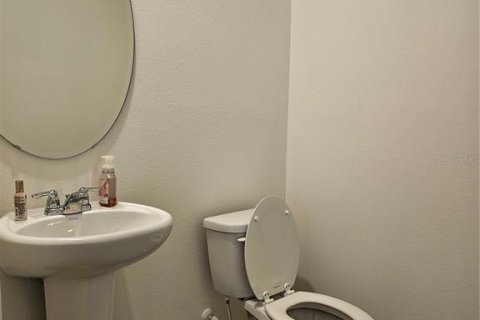 Adosado en alquiler en Kissimmee, Florida, 3 dormitorios, 168.52 m2 № 1843360 - foto 4