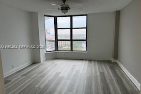 Copropriété à vendre à Aventura, Floride: 2 chambres, 126.81 m2 № 2005929 - photo 4