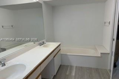 Copropriété à vendre à Aventura, Floride: 2 chambres, 126.81 m2 № 2005929 - photo 5
