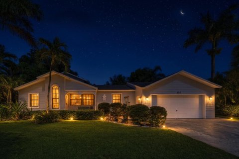 House in Plantation, Florida 5 bedrooms, 370.49 sq.m. № 2378726 - photo 9