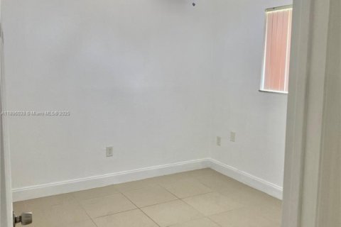 Снять в аренду виллу или дом в Ки-Ларго, Флорида 3 спальни, 146.23м2, № 1949889 - фото 28