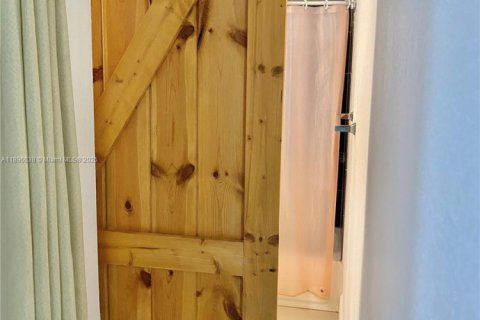 Снять в аренду виллу или дом в Ки-Ларго, Флорида 3 спальни, 146.23м2, № 1949889 - фото 24