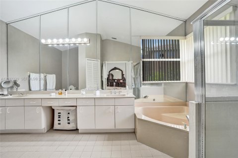 Casa en venta en Coral Springs, Florida, 4 dormitorios № 2077603 - foto 15