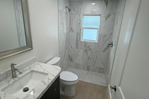 Villa ou maison à vendre à Palm City, Floride: 3 chambres, 246.01 m2 № 2412001 - photo 10