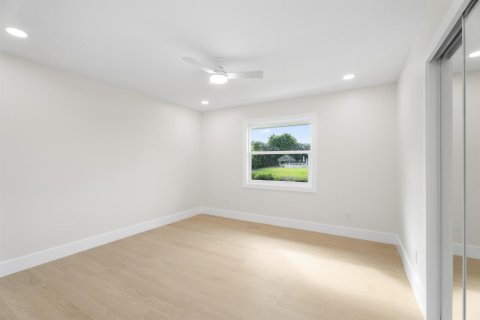 Villa ou maison à vendre à Palm City, Floride: 3 chambres, 246.01 m2 № 2412001 - photo 18