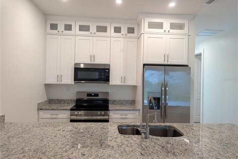 Appartement à louer à Punta Gorda, Floride: 3 chambres, 127.55 m2 № 2403086 - photo 5