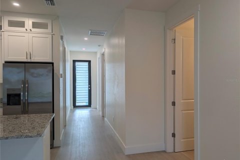 Appartement à louer à Punta Gorda, Floride: 3 chambres, 127.55 m2 № 2403086 - photo 7