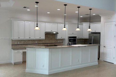 House in Parkland, Florida 4 bedrooms, 293.39 sq.m. № 2010056 - photo 8