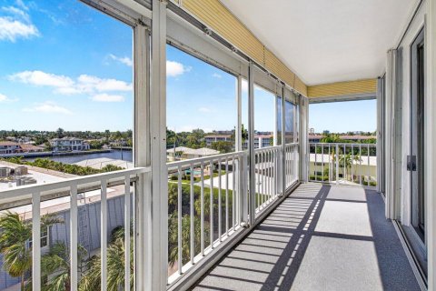 Condo in Delray Beach, Florida, 3 bedrooms  № 2252928 - photo 30
