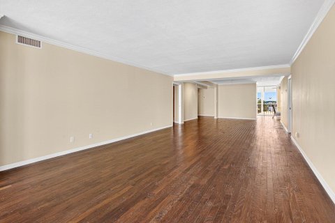 Condo in Delray Beach, Florida, 3 bedrooms  № 2252928 - photo 9