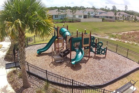 House in DeLand, Florida 4 bedrooms, 205.13 sq.m. № 1630911 - photo 27