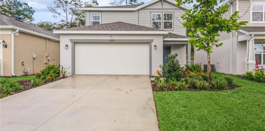 House in DeLand, Florida 4 bedrooms, 205.13 sq.m. № 1630911