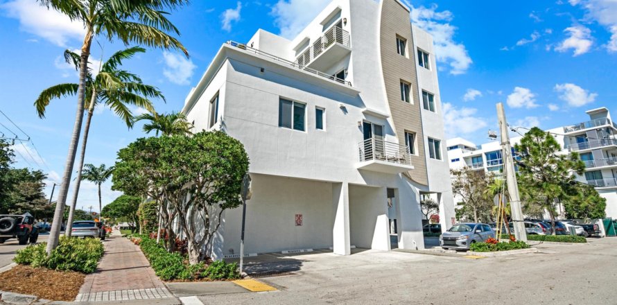 Condominio en Delray Beach, Florida, 2 dormitorios № 1047990