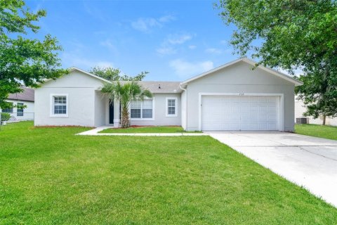 Villa ou maison à Kissimmee, Floride 3 chambres, 149.48 m2 № 2167058