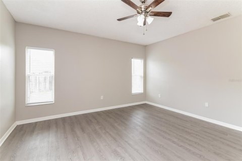 Villa ou maison à louer à Kissimmee, Floride: 3 chambres, 149.48 m2 № 2167058 - photo 9