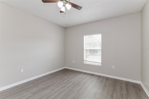 Villa ou maison à louer à Kissimmee, Floride: 3 chambres, 149.48 m2 № 2167058 - photo 13