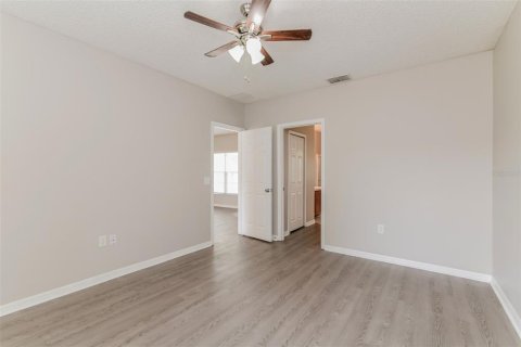 Villa ou maison à louer à Kissimmee, Floride: 3 chambres, 149.48 m2 № 2167058 - photo 8