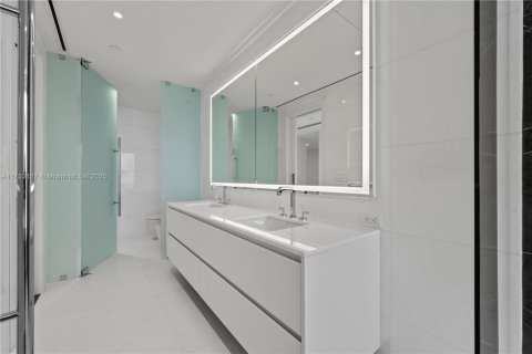 Copropriété à louer à Miami, Floride: 3 chambres, 328.5 m2 № 1960539 - photo 21