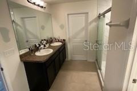 Villa ou maison à louer à Gainesville, Floride: 5 chambres, 237.46 m2 № 1815208 - photo 15