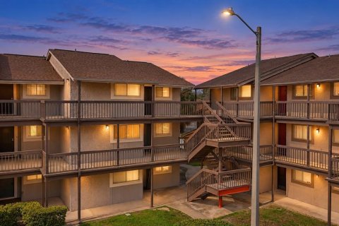 Condo in Tampa, Florida, 2 bedrooms  № 2383462