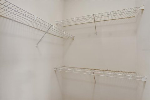 Купить виллу или дом в Апопка, Флорида 13 комнат, 265.51м2, № 1677750 - фото 26
