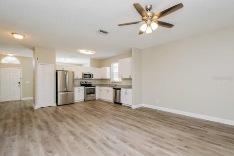 Casa en alquiler en Riverview, Florida, 3 dormitorios, 130.25 m2 № 1914686 - foto 5