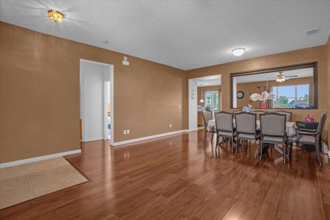 Casa en venta en Orlando, Florida, 3 dormitorios, 185.25 m2 № 1442641 - foto 8