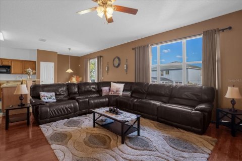 Casa en venta en Orlando, Florida, 3 dormitorios, 185.25 m2 № 1442641 - foto 2
