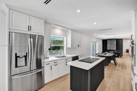 Villa ou maison à louer à Palmetto Bay, Floride: 4 chambres, 207.54 m2 № 1977177 - photo 8