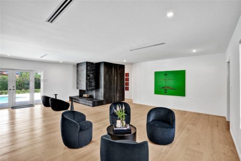 Villa ou maison à louer à Palmetto Bay, Floride: 4 chambres, 207.54 m2 № 1977177 - photo 11