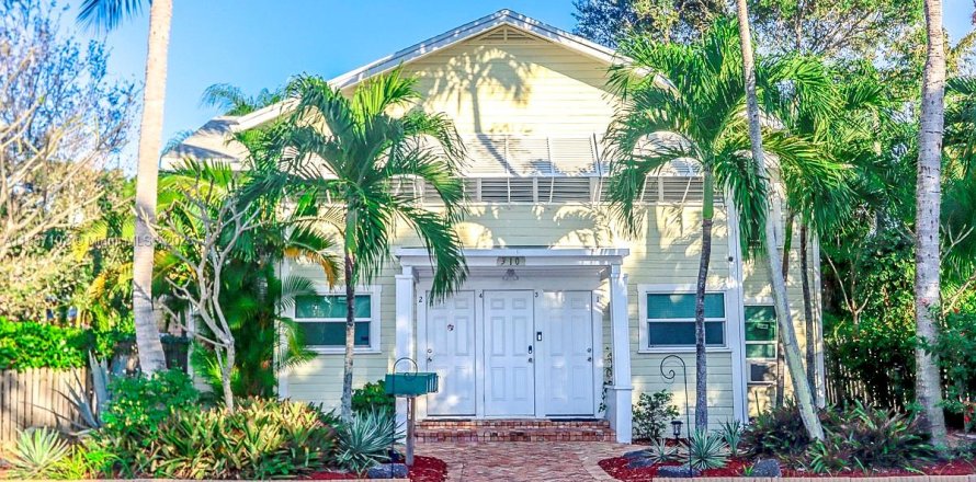 Villa ou maison à Lake Worth, Floride 1 chambre, 246.38 m2 № 1821838