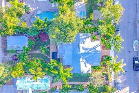 Villa ou maison à louer à Lake Worth, Floride: 1 chambre, 246.38 m2 № 1821838 - photo 24