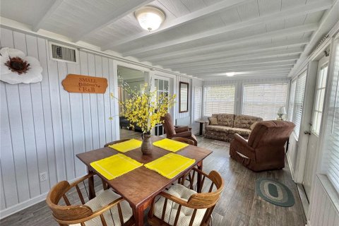 Condo in Clermont, Florida, 2 bedrooms  № 1648272 - photo 22