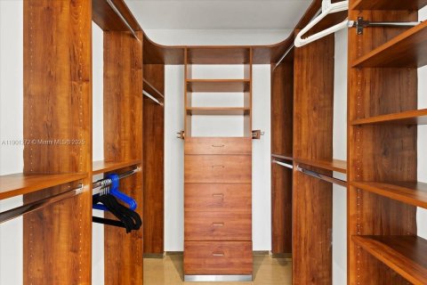 Condominio en venta en Miami Beach, Florida, 1 dormitorio, 65.03 m2 № 1953812 - foto 16