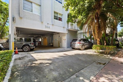 Condominio en venta en Miami Beach, Florida, 1 dormitorio, 65.03 m2 № 1953812 - foto 25