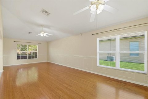 House in Casselberry, Florida 5 bedrooms, 313.08 sq.m. № 2196967 - photo 13